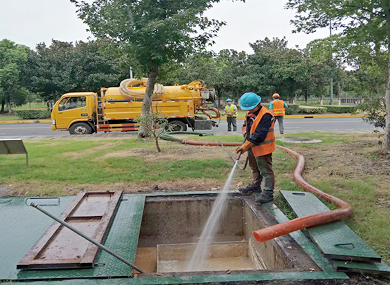 光村镇化油池清理